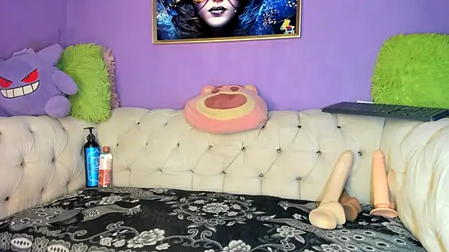 amydelahozgomez online show from October 10, 12:31 am