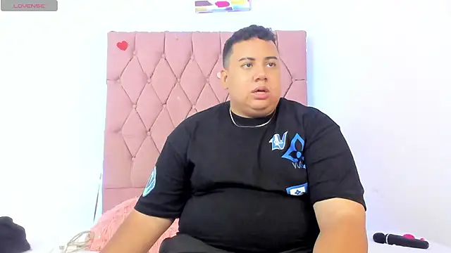 MICHAEL AND SHARON online show from October 22, 4:13 am