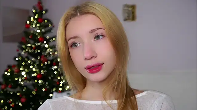 SunnivaCovil online show from January 8, 2:41 pm