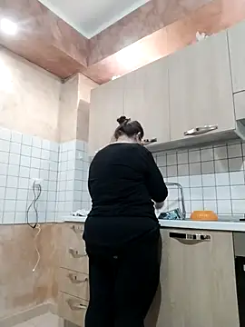 Snapshot of Dolcecurvy chatting on November 23, 2:50 pm Dolcecurvy online show from November 23, 2:50 pm