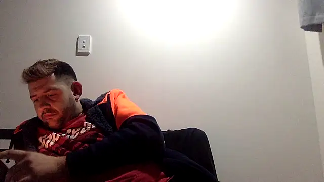 kinkyfag94 online show from May 18, 7:20 pm