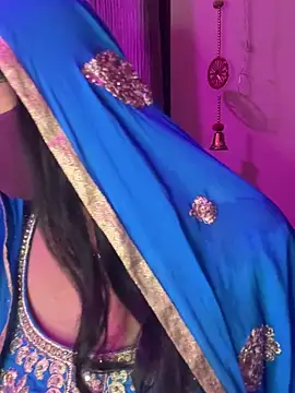 Snapshot of Dishasarmaa05 chatting on December 16, 6:24 pm Dishasarmaa05 online show from December 16, 6:24 pm