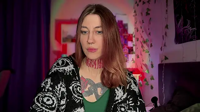 Snapshot of Dita_Redrum chatting on November 15, 3:19 pm Dita Redrum online show from November 15, 3:19 pm