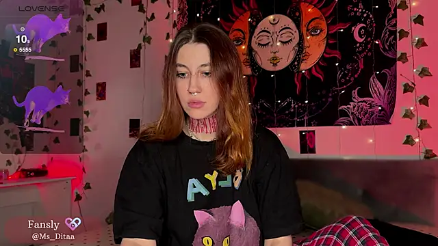 Snapshot of Dita_Redrum chatting on December 19, 2:29 am Dita Redrum online show from December 19, 2:29 am