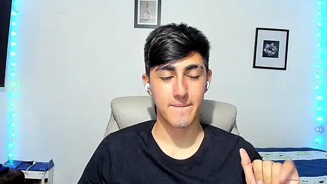 Snapshot of babymaik chatting on November 5, 9:20 am babymaik online show from November 5, 9:20 am