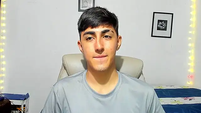 Snapshot of babymaik chatting on November 16, 5:13 am babymaik online show from November 16, 5:13 am