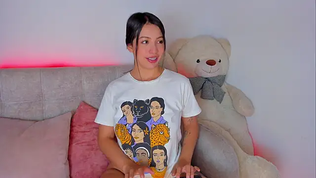 MIaloveone  online show from March 8, 12:09 pm