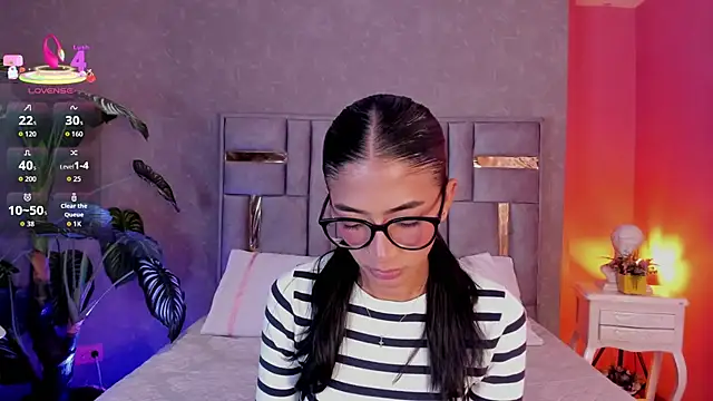 Tyla Ks online show from June 2, 8:22 pm