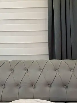 Snapshot of laraaaaaa chatting on October 2, 11:01 pm laraaaaaa online show from October 2, 11:01 pm