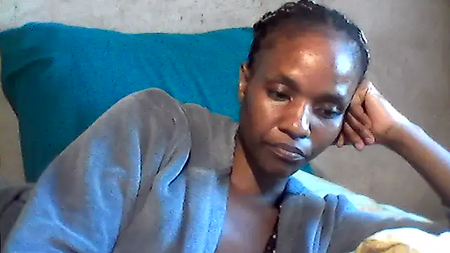 Snapshot of sexybigass31 chatting on June 22, 10:23 am sexybigass31 online show from June 22, 10:23 am
