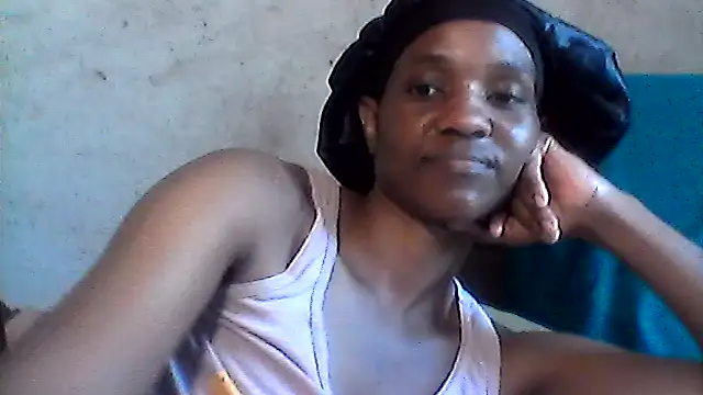 Snapshot of sexybigass31 chatting on July 15, 11:15 am sexybigass31 online show from July 15, 11:15 am