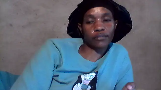 Snapshot of sexybigass31 chatting on July 30, 6:01 am sexybigass31 online show from July 30, 6:01 am
