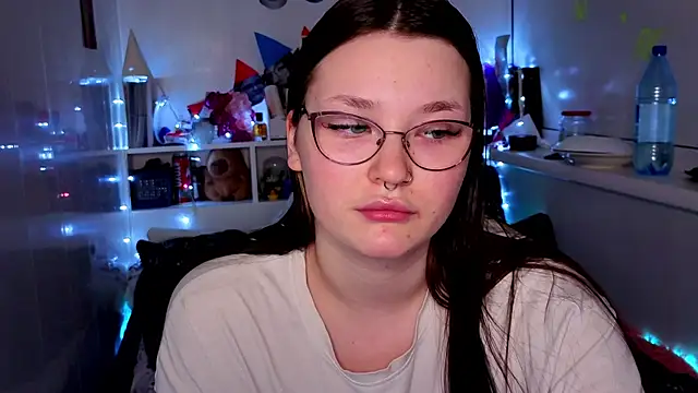 Snapshot of milliedoll chatting on November 1, 6:54 pm milliedoll online show from November 1, 6:54 pm