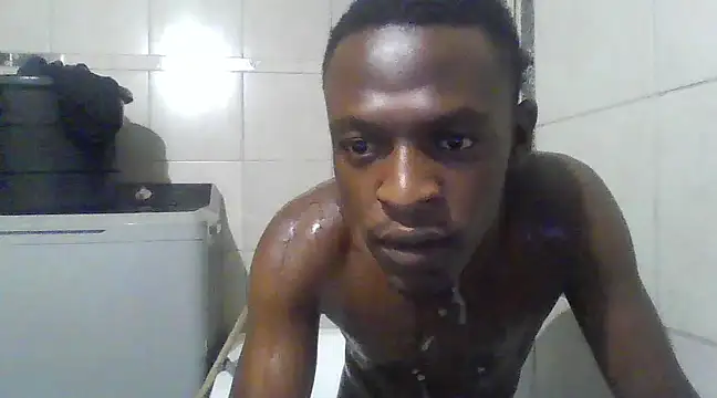 Snapshot of Justusual444 chatting on March 6, 9:20 pm Justusual444 online show from March 6, 9:20 pm