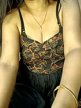 IND9876 online show from March 15, 7:09 am