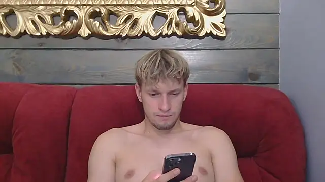 Snapshot of frama666 chatting on September 23, 7:28 pm frama666 online show from September 23, 7:28 pm