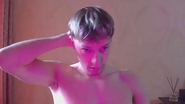 Snapshot of frama666 chatting on October 29, 8:49 am frama666 online show from October 29, 8:49 am