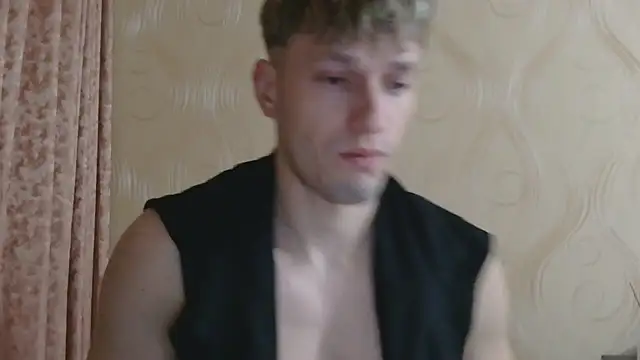 Snapshot of frama666 chatting on October 29, 11:06 pm frama666 online show from October 29, 11:06 pm