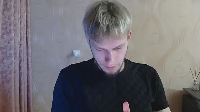 frama666 online show from March 3, 8:48 pm