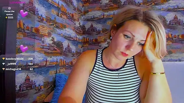 Snapshot of LadyLucky_ chatting on February 28, 4:43 am LadyLucky online show from February 28, 4:43 am