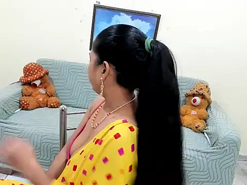 leahgotiii online show from December 18, 3:18 pm