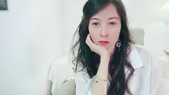 Dazzlebean online show from April 30, 2:56 pm