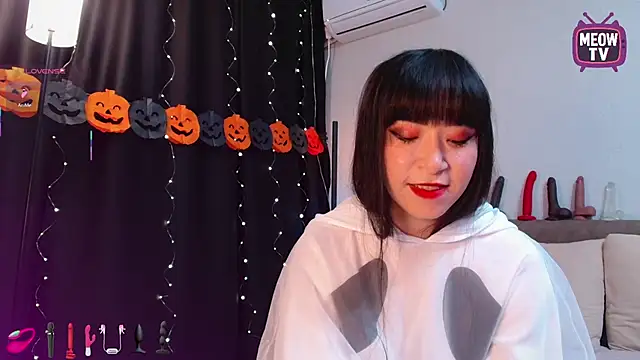 Snapshot of miyakimi0101 chatting on October 30, 12:23 am miyakimi0101 online show from October 30, 12:23 am