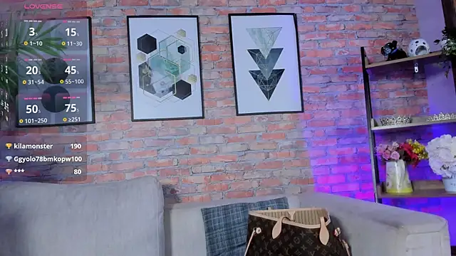 Lucia Brown  online show from September 15, 4:23 am