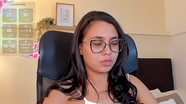 Snapshot of Lucia_Brown_ chatting on July 2, 8:59 pm Lucia Brown online show from July 2, 8:59 pm