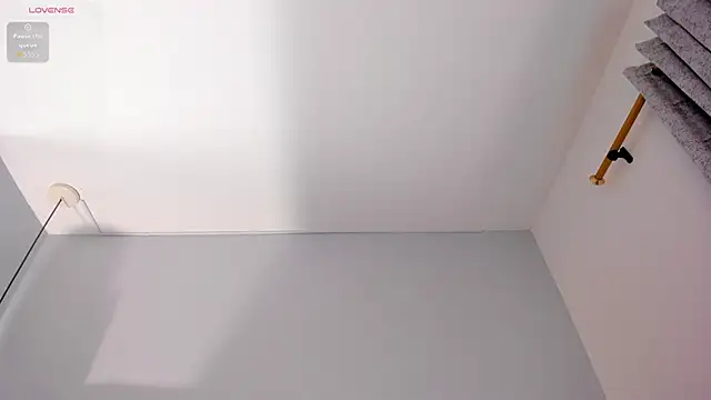 Snapshot of Gracia-Carrera chatting on November 6, 5:19 am Gracia-Carrera online show from November 6, 5:19 am