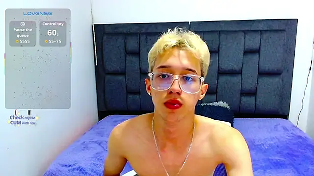 skinny bigcock02 online show from September 29, 6:24 pm