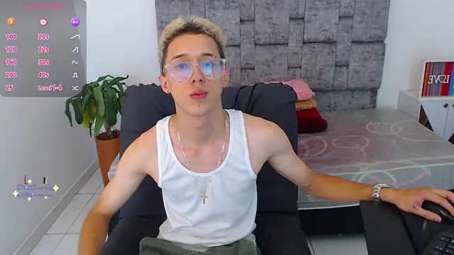 skinny bigcock02 online show from December 2, 8:37 pm