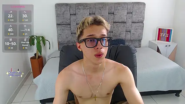 skinny bigcock02 online show from December 20, 6:37 pm