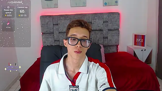 skinny bigcock02 online show from February 27, 9:37 pm