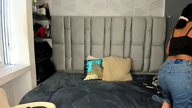 Snapshot of Natasha_rose__ chatting on December 13, 7:53 pm Natasha rose online show from December 13, 7:53 pm