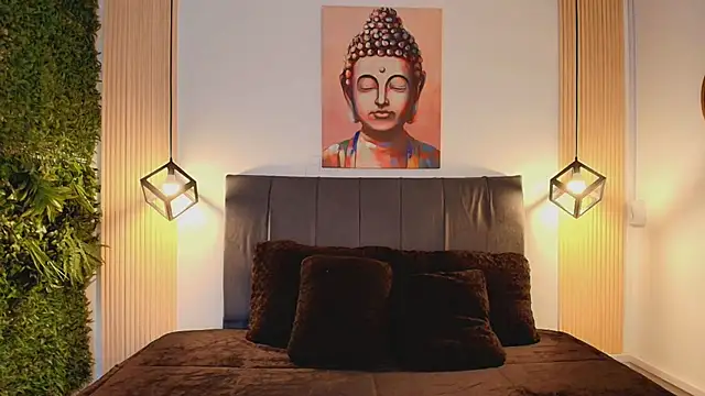 Cassie bloom online show from December 18, 8:37 pm