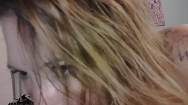 Snapshot of M3TAA chatting on March 8, 4:34 am M3TAA online show from March 8, 4:34 am