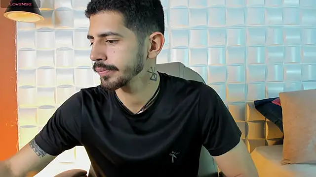 AlejandroStormm online show from February 27, 11:16 pm