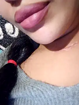 Snapshot of Sexlove1xo chatting on November 22, 10:42 pm Sexlove1xo online show from November 22, 10:42 pm