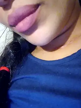 Snapshot of Sexlove1xo chatting on December 17, 2:56 pm Sexlove1xo online show from December 17, 2:56 pm