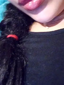 Snapshot of Sexlove1xo chatting on March 7, 3:42 pm Sexlove1xo online show from March 7, 3:42 pm