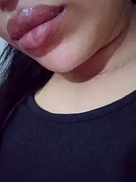 Sexlove1xo online show from May 5, 6:05 pm