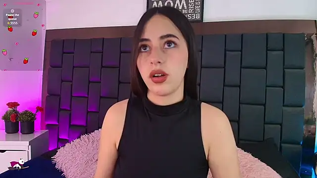 Snapshot of Lexi_Howard_ chatting on October 24, 5:04 am Lexi Howard online show from October 24, 5:04 am