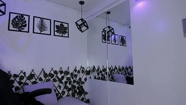 Anniie  Evans online show from March 17, 2:01 pm