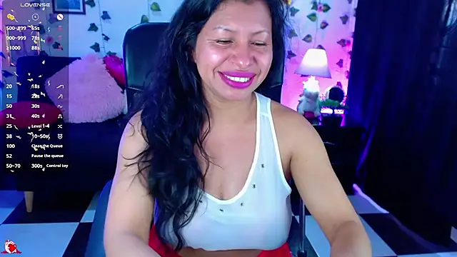 AbbyPrincessAGT online show from July 13, 9:39 pm