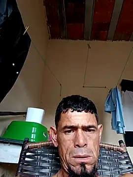 Snapshot of 39januario chatting on February 17, 2:24 pm 39januario online show from February 17, 2:24 pm