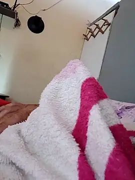 Snapshot of 39januario chatting on March 22, 10:51 am 39januario online show from March 22, 10:51 am