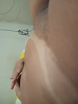 Milynhaofc online show from October 9, 3:43 pm