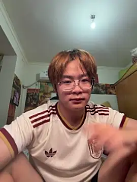 Snapshot of Anson0722 chatting on June 7, 12:42 pm Anson0722 online show from June 7, 12:42 pm