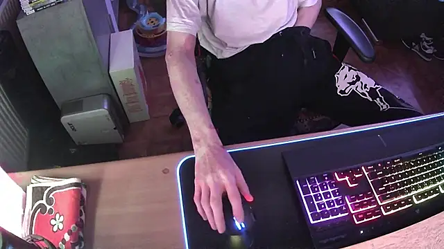 DerGeileLoveboy online show from December 4, 2:43 am